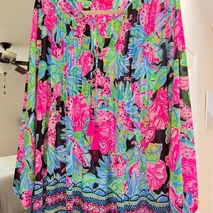 Lilly Pulitzer, January 2022 Worth Ave., Palm Beach worn 1x, now too large
